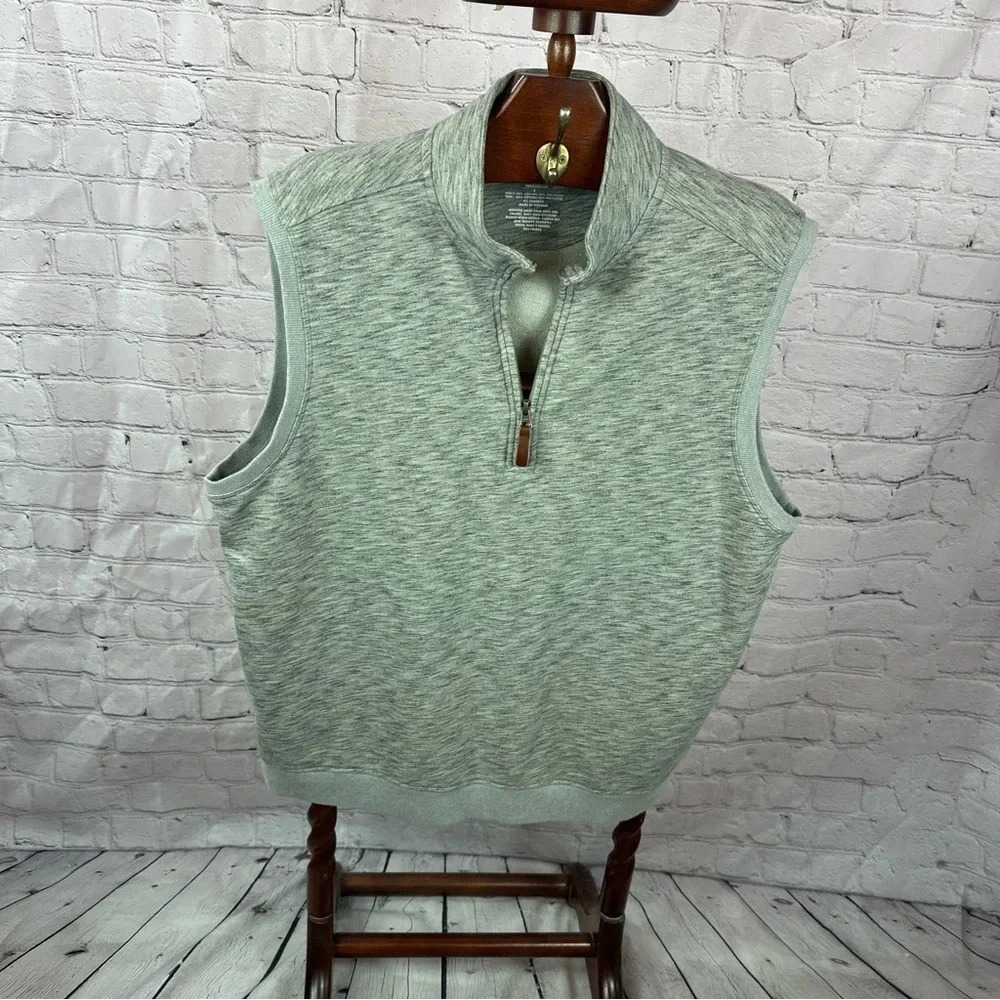Duluth trading relaxed fit 1/4 zip grey vest size large